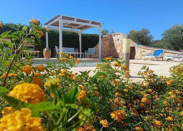 Country - Con Piscina 10 Posti - Salento אכסניה